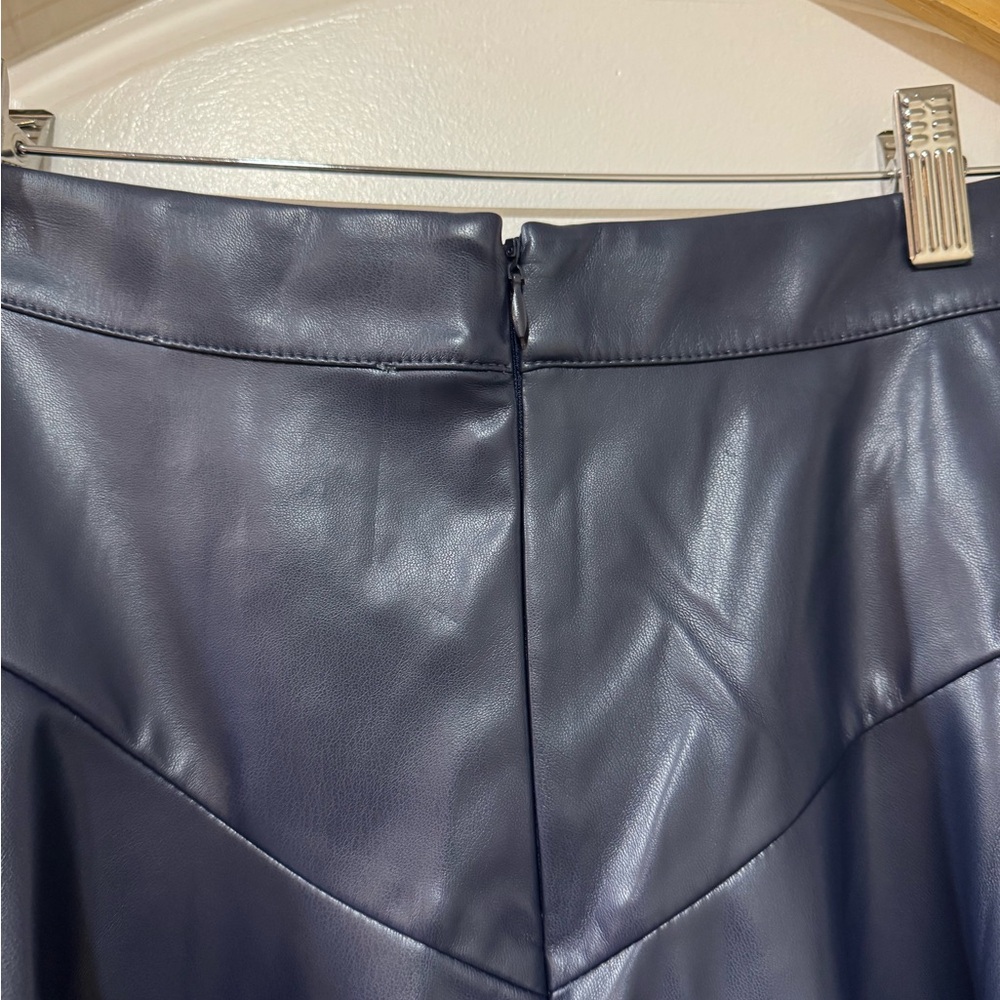 Alexia Admor Lillian Vegan Leather Skirt Navy - Picture 4 of 5